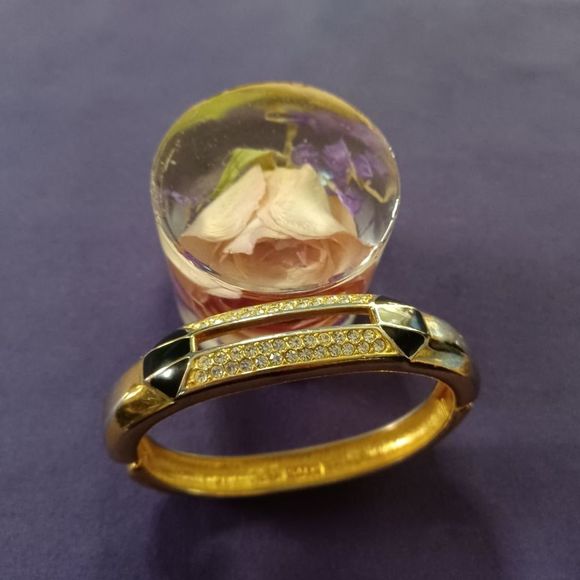 Swarovski signed SAL 8" 2 tone bracelet - Picture 2 of 5